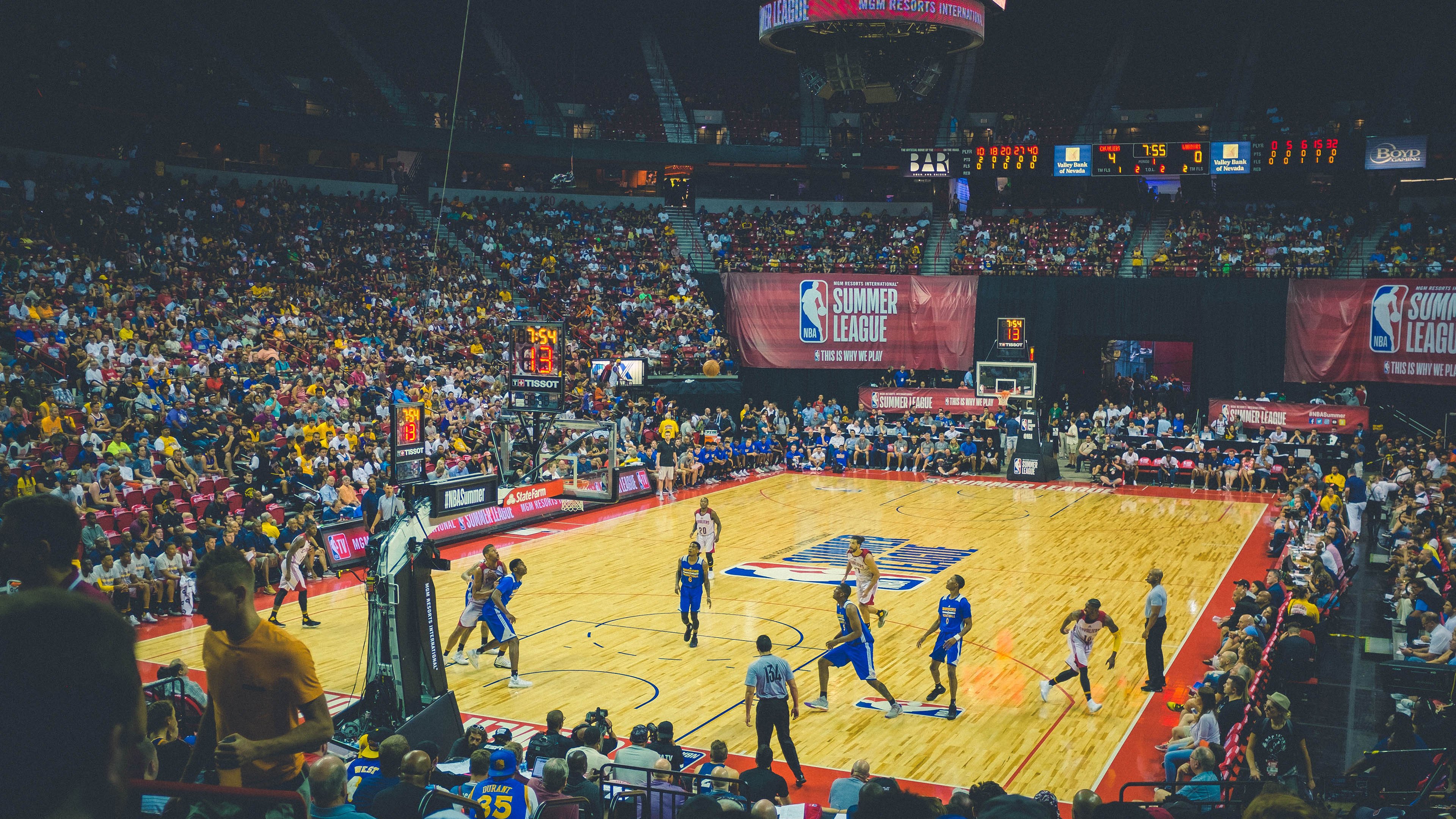 “赛季最激烈系列赛,比分胶着引发全场惊呼”,比分多少了